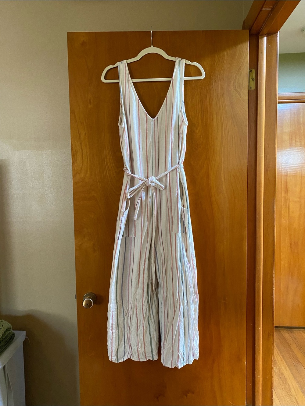 American Eagle Linen jumpsuit